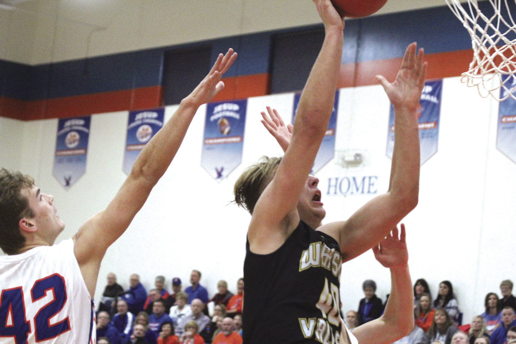 Rosengarten puts up 29 points in Wapsie win